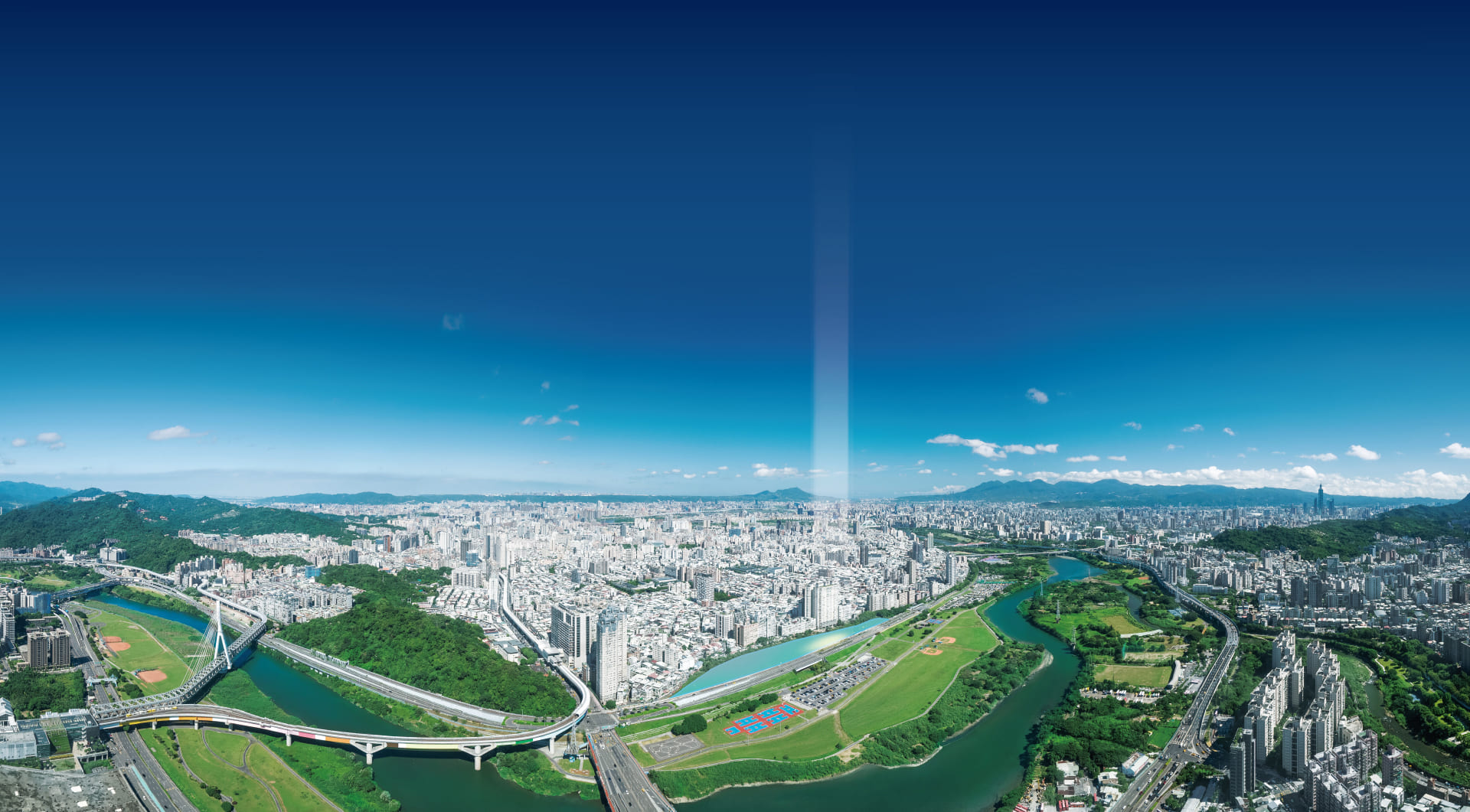 基地空拍實景輔以部分合成示意圖