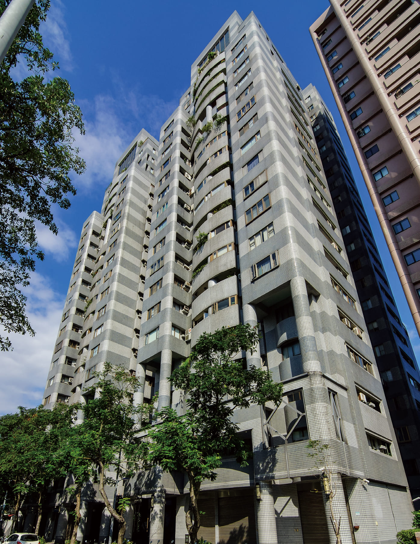 台大莎士比亞廣場｜台北市辛亥路二段41號